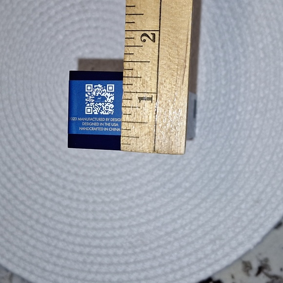 👙 "Dive Deeper" motivational desk placard sign. Clear acrylic with navy blue. - Picture 12 of 13